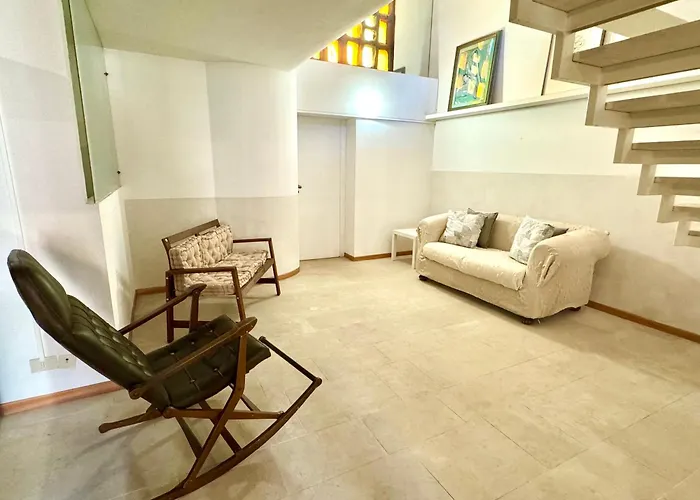 Marilu E Il Mare - Terraced House
